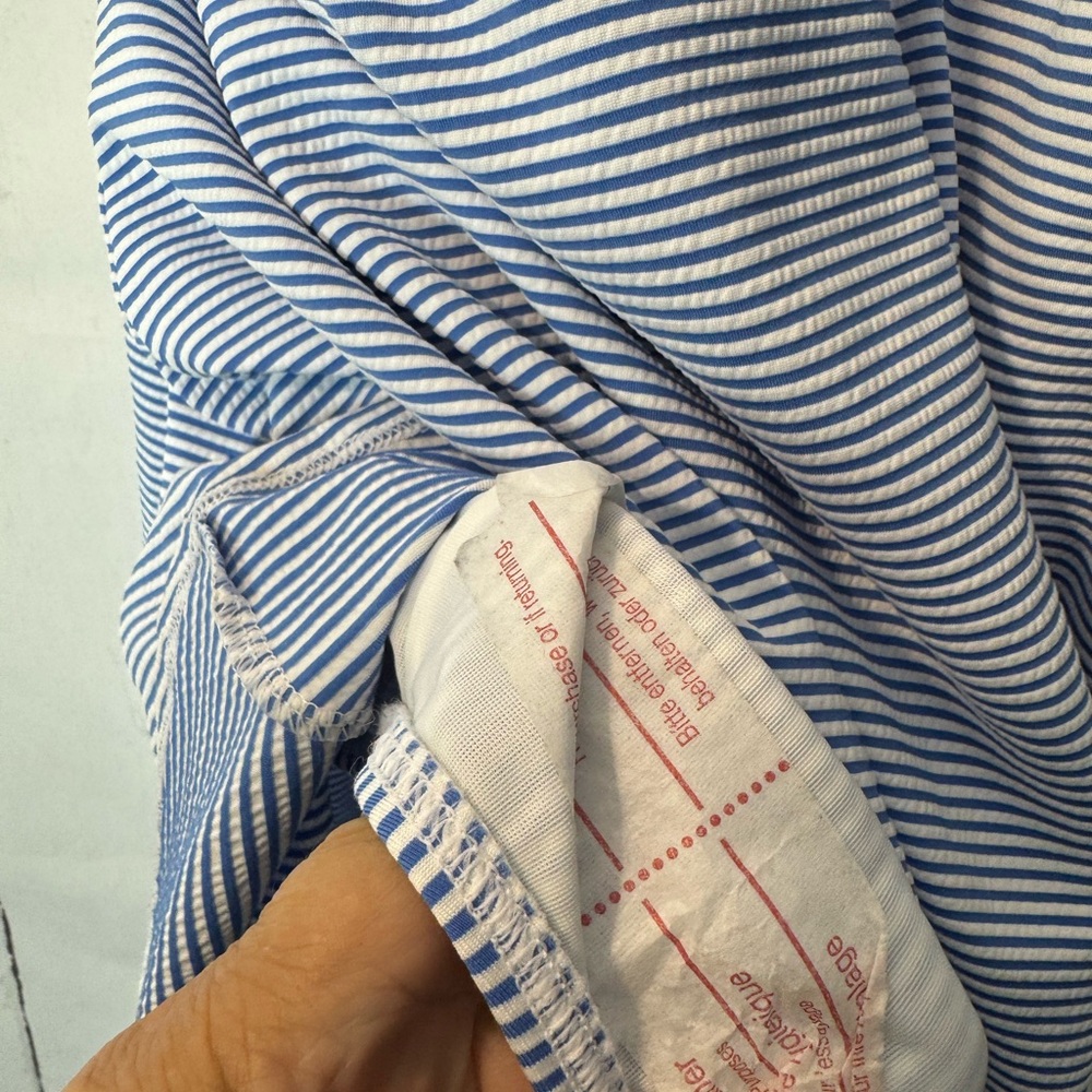 Lands' End 26W blue/white pinstriped swimsuit - Picture 4 of 9